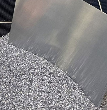 Pesquisadores alemaes fabricam celulas solares perc a partir de silicio 100 reciclado