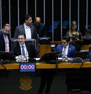 Canal solar senado entra em recesso e pl 270322 nao e votado