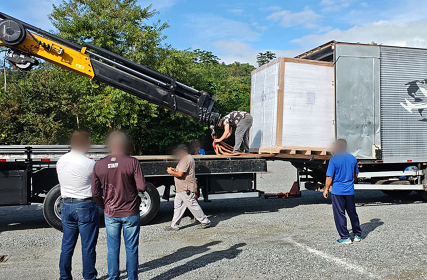 Foto zoopomerode chegada bess primeiro de maio